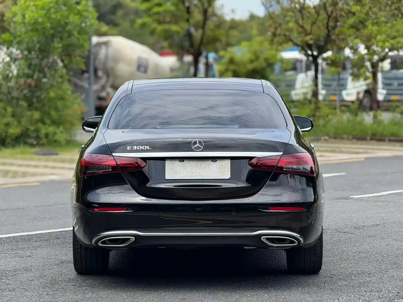 Mercedes-Benz E-Class 2023 E 300 L Luxury фото 6
