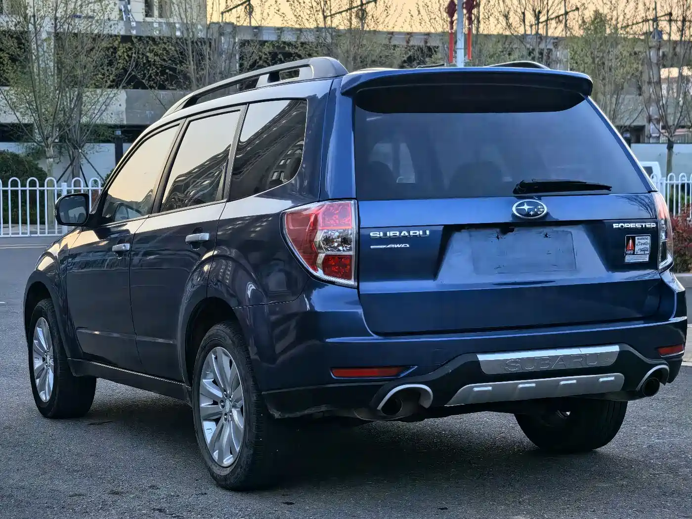 Subaru Forester 2011 2.5XS Automatic Luxury Edition фото 4