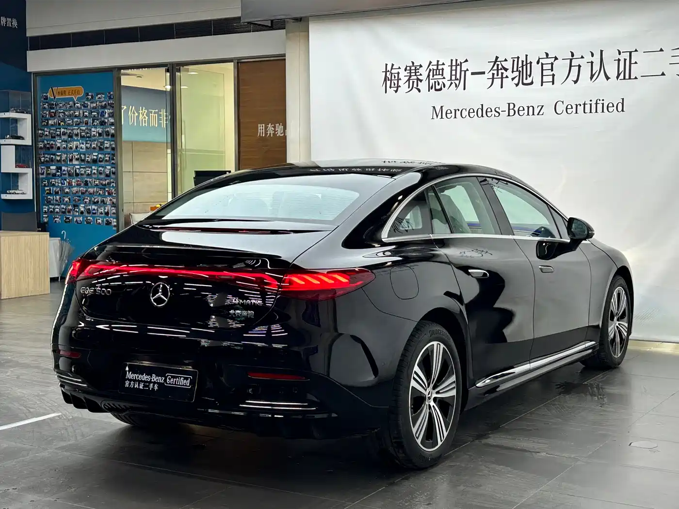 Mercedes-Benz EQE 2025 500 4MATIC Pioneer фото 5