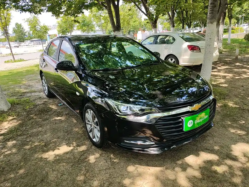 CHEVROLET CRUZE