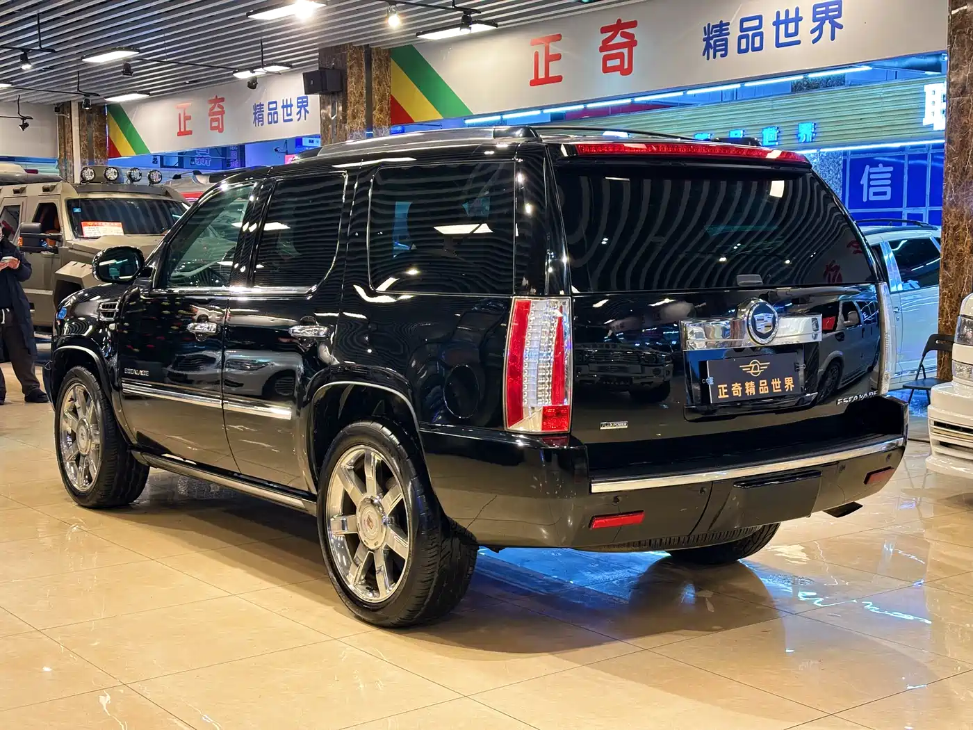 Cadillac Escalade 2008 6.2 AWD фото 5