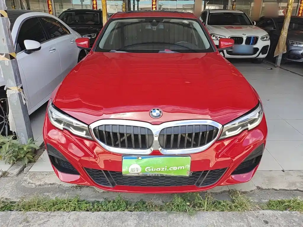 Photo 3 - BMW 3 Series