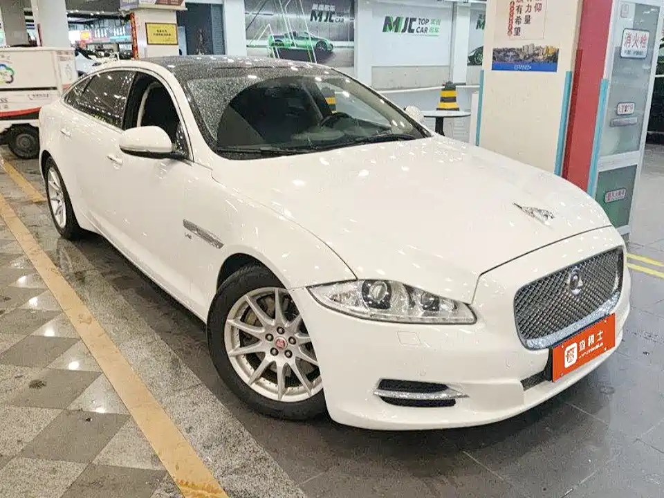 Jaguar XJ 2015 2014 XJL 3.0 SC 2WD Premium Business Edition
