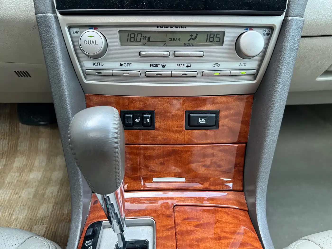 Toyota Camry 2008 2007 240V Premium Edition