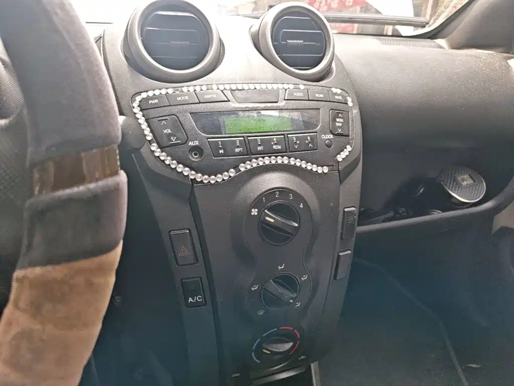 BYD F0 2016 2015 1.0L AMT Xuan Cool Edition