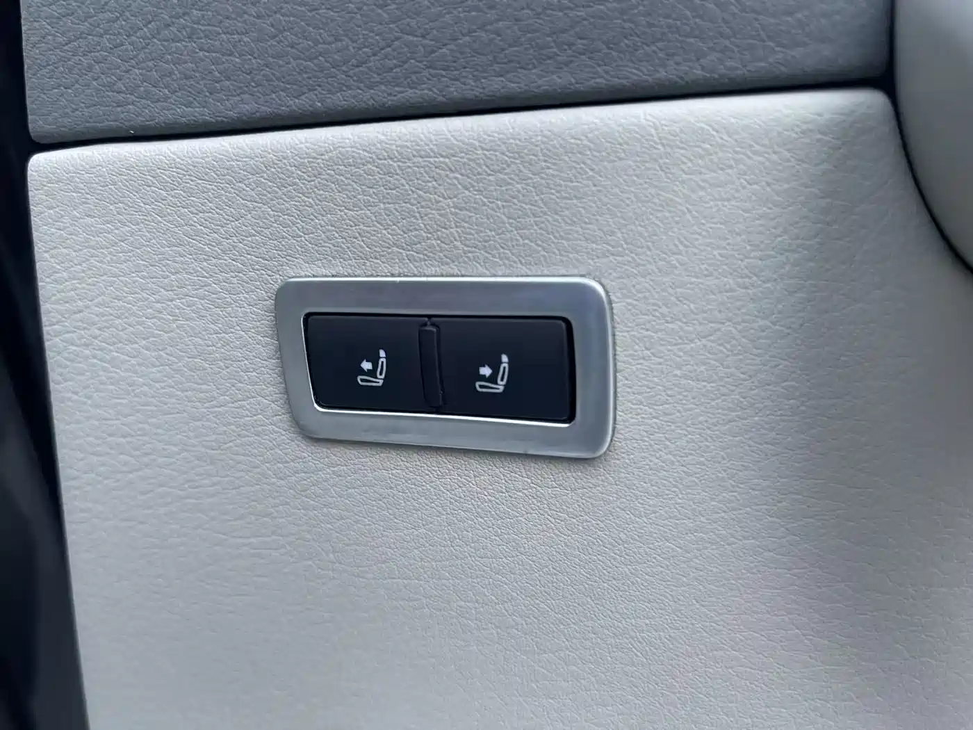 Audi A6L 2009 2010 2.4L Luxury