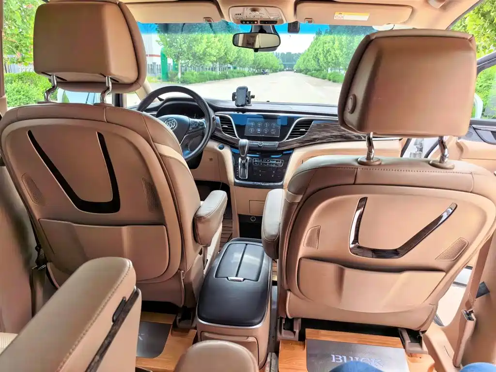 Buick GL8 2018 ES 28T Luxury Type China VI фото 6