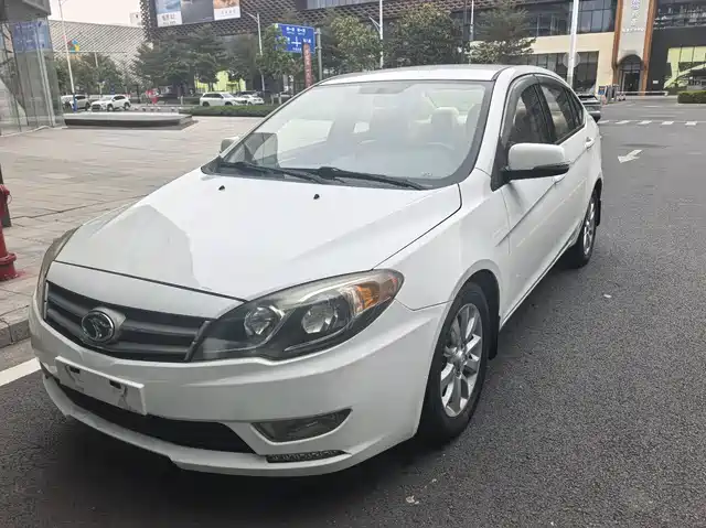  Soueast V5 Lingzhi 2014 1.5T CVT Fun Control Type