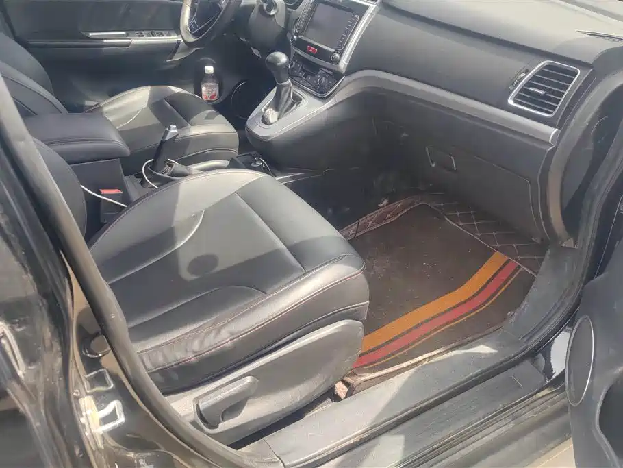 Haval M6 2019 1.5T DCT 2WD Value Edition (China VI) фото 8