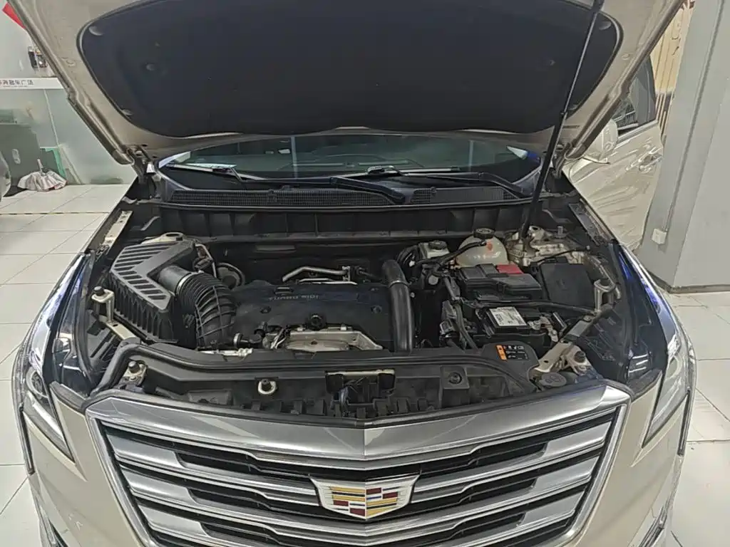 Cadillac XT5 2016 2016 25T Luxury Model