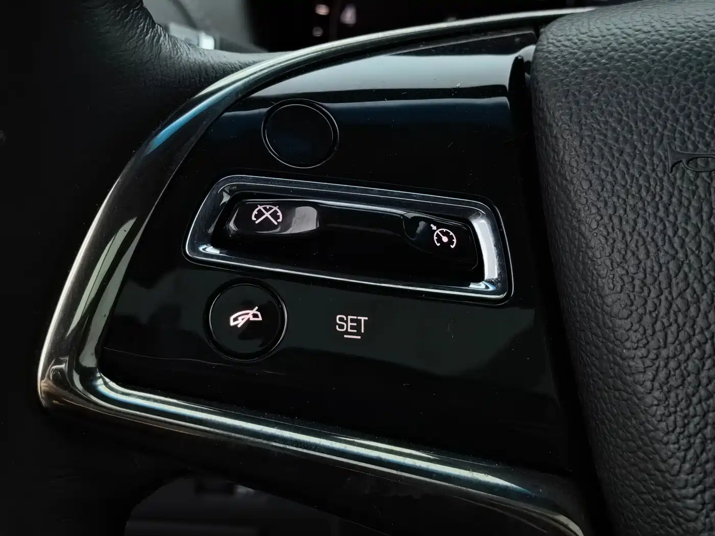 Cadillac ATS-L 2017 28T Technology фото 27