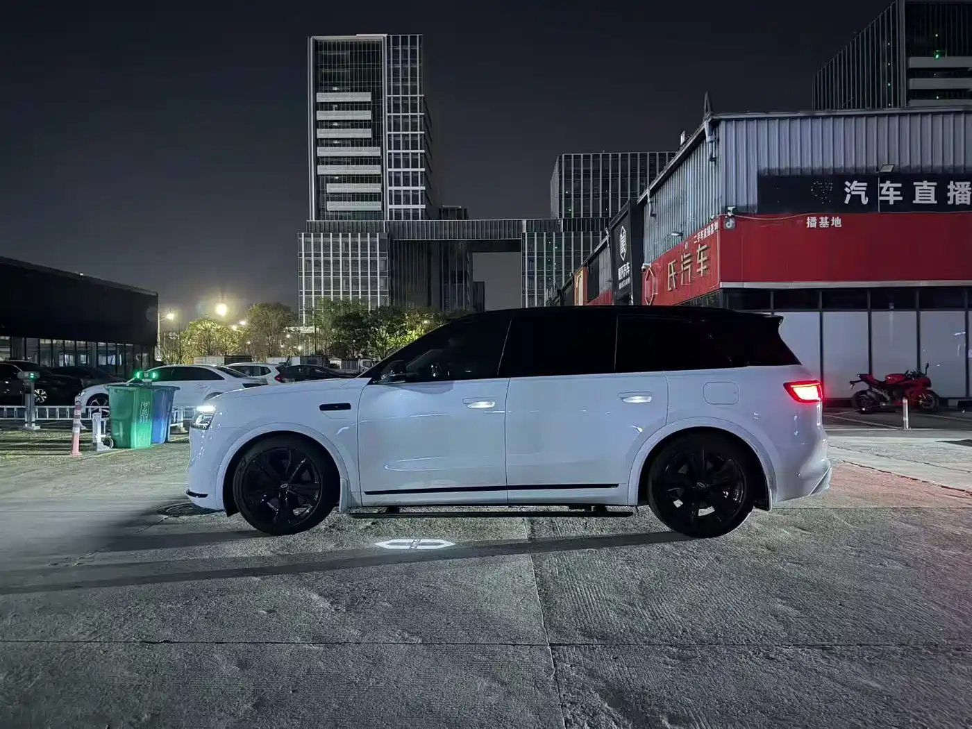 AITO Wenjie AITO M8 2026 2025 Model Extended Range Ultra Edition 53.4kWh 5-Seater