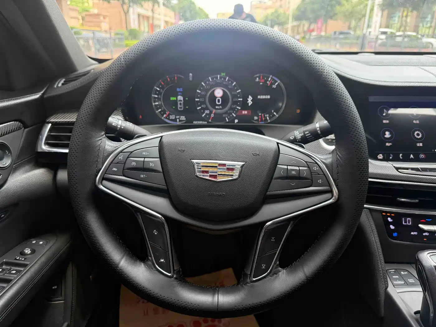Cadillac CT6 2019 28T Leading Sport Model фото 12