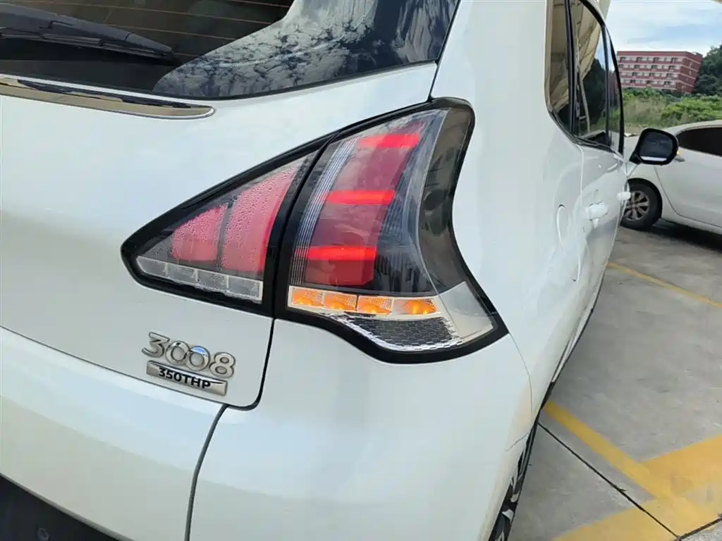 Peugeot 3008 2019 350THP Automatic Elite Edition фото 8