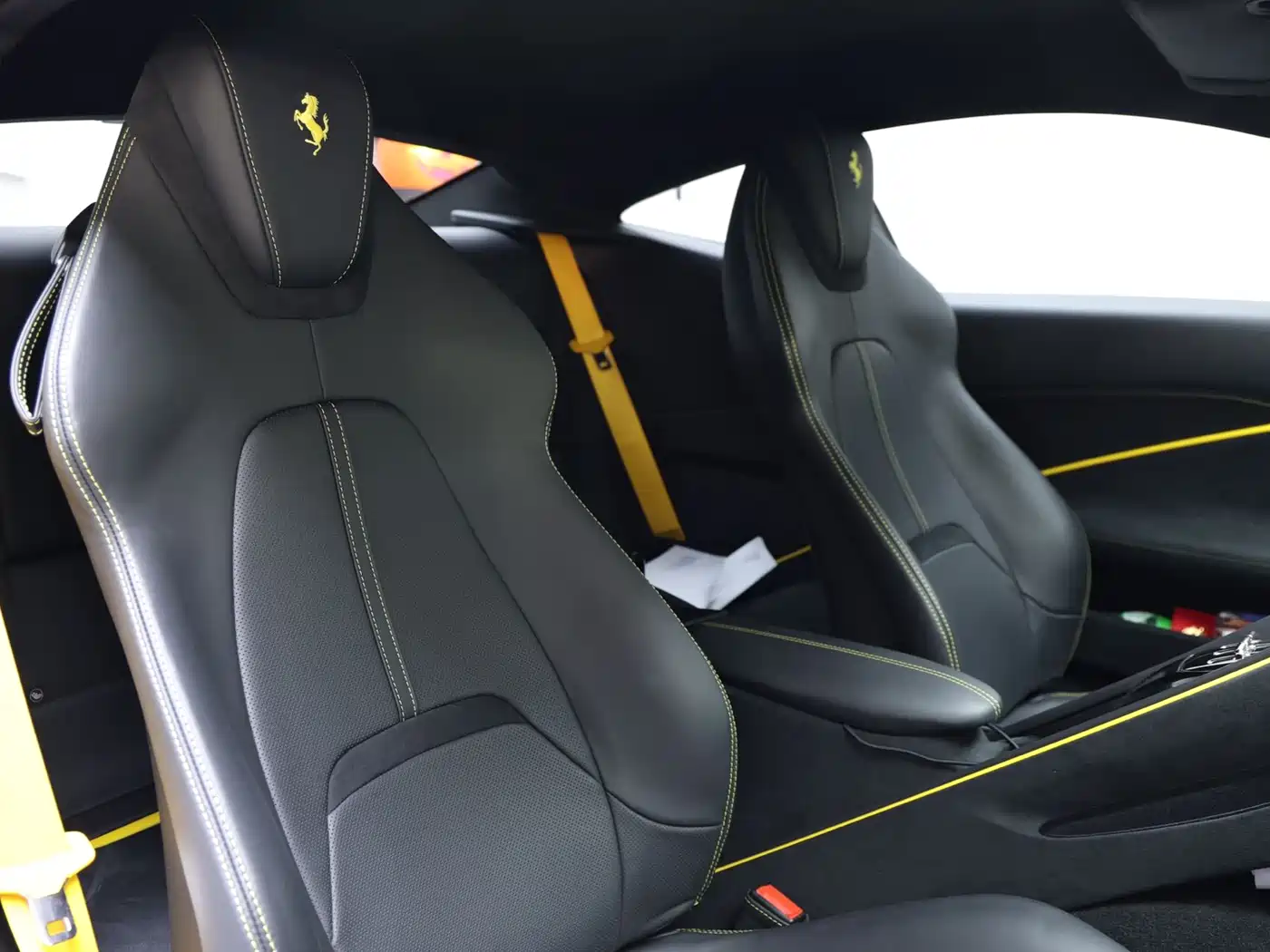 Ferrari Roma 2023 2020 3.9T V8