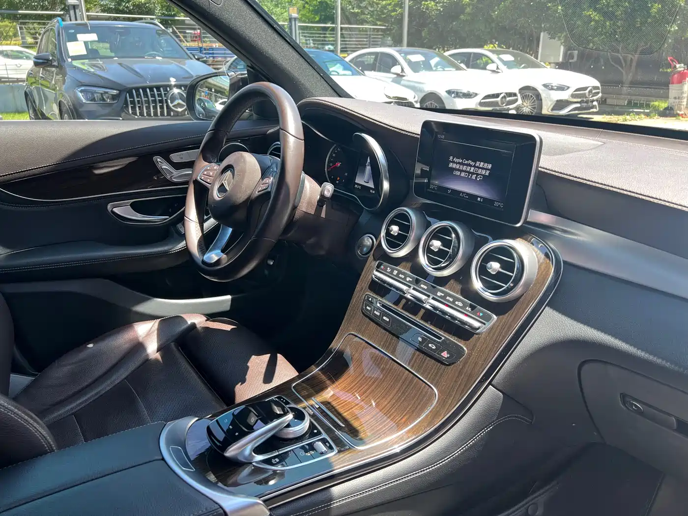 Mercedes-Benz GLC 2019 GLC 260 4MATIC Dynamic фото 4