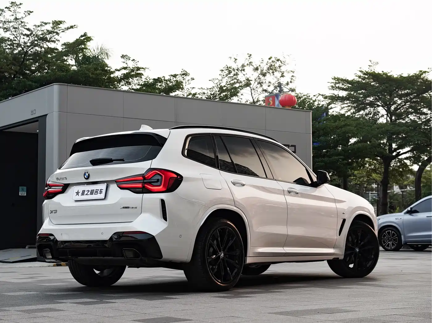 BMW X3 2022 Facelift xDrive30i Leading M Shadow Edition фото 8