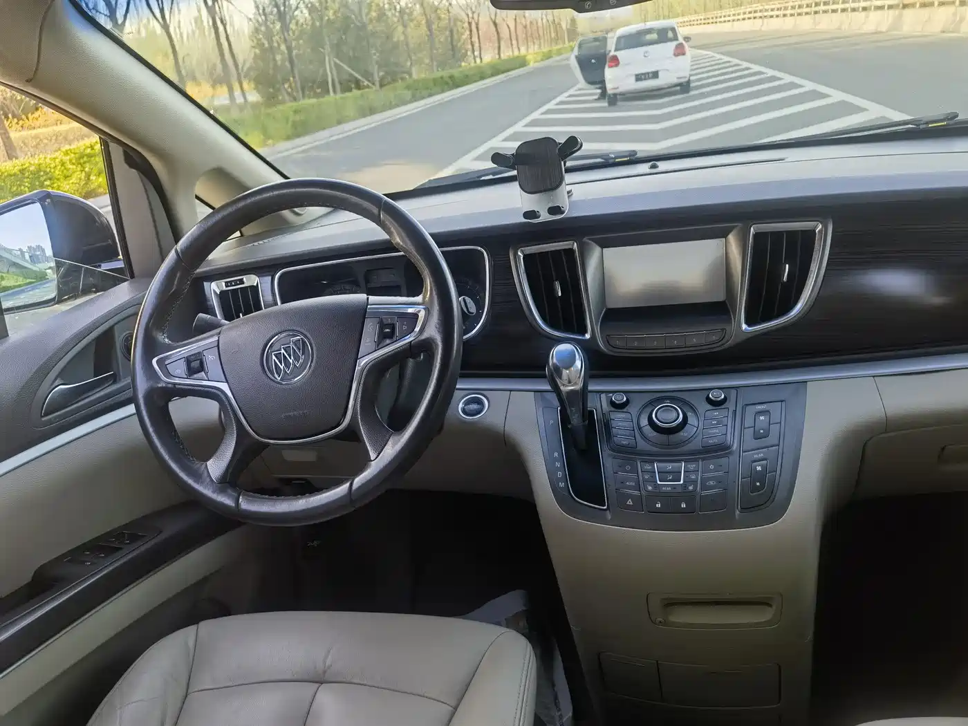 Buick GL8 2011 3.0L GT Luxury Business Elegance Edition фото 11