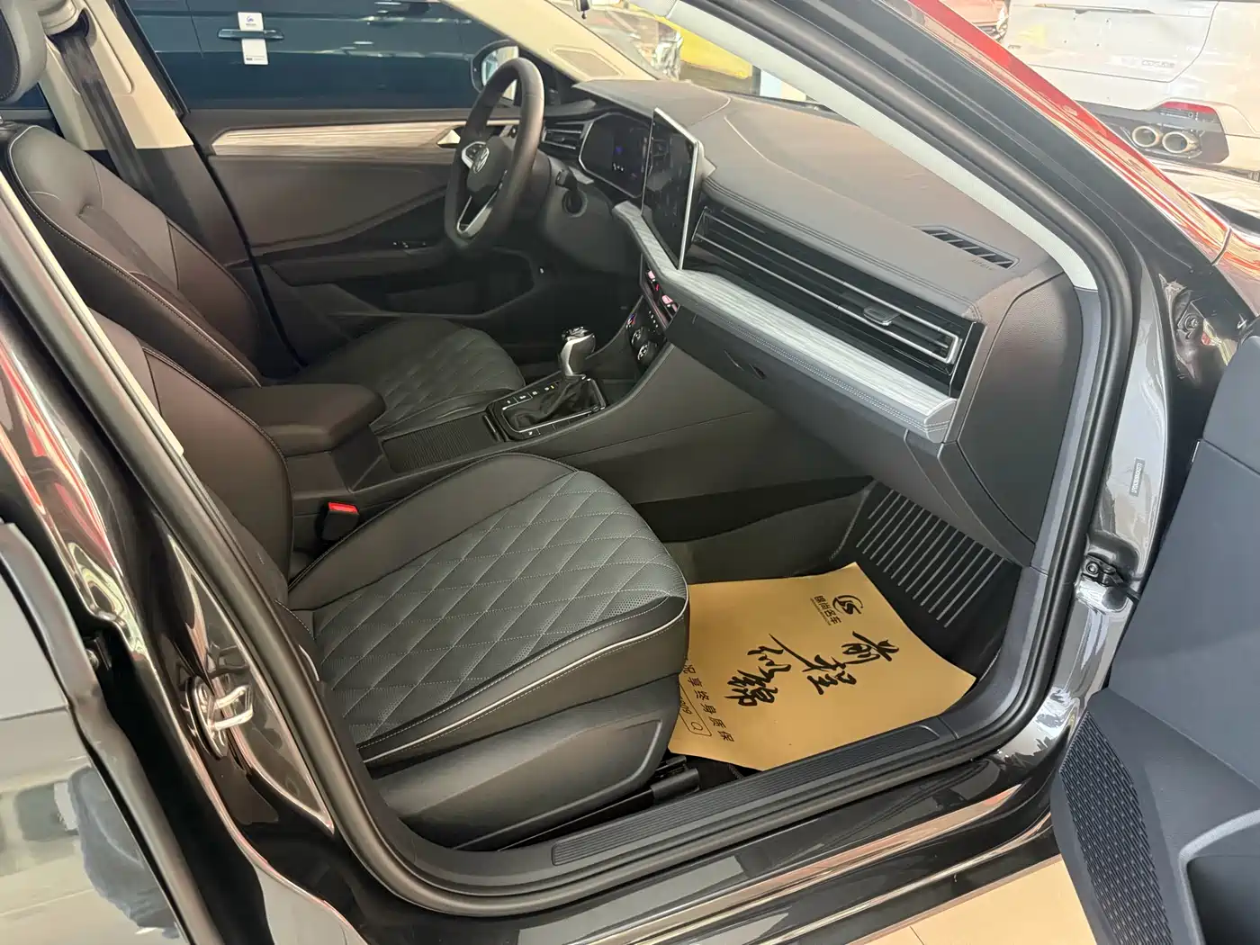 Volkswagen Sagitar 2024 300TSI DSG Surpass Edition фото 16