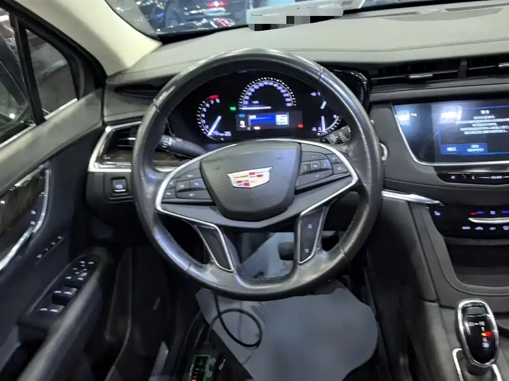 Cadillac XT5 2016 25T Luxury Model фото 11