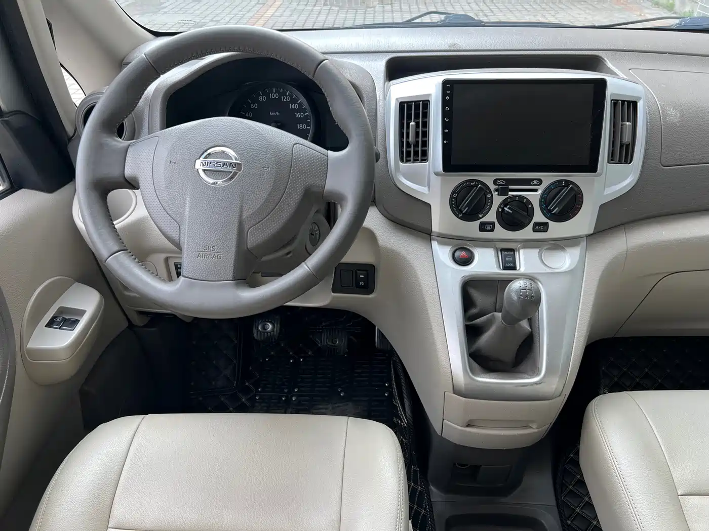 Nissan NV200 2015 2014 1.6L Manual Luxury (China V)