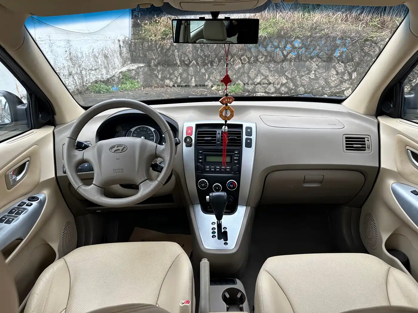 Hyundai Tucson 2013 2.0L Automatic 2WD Comfort фото 8