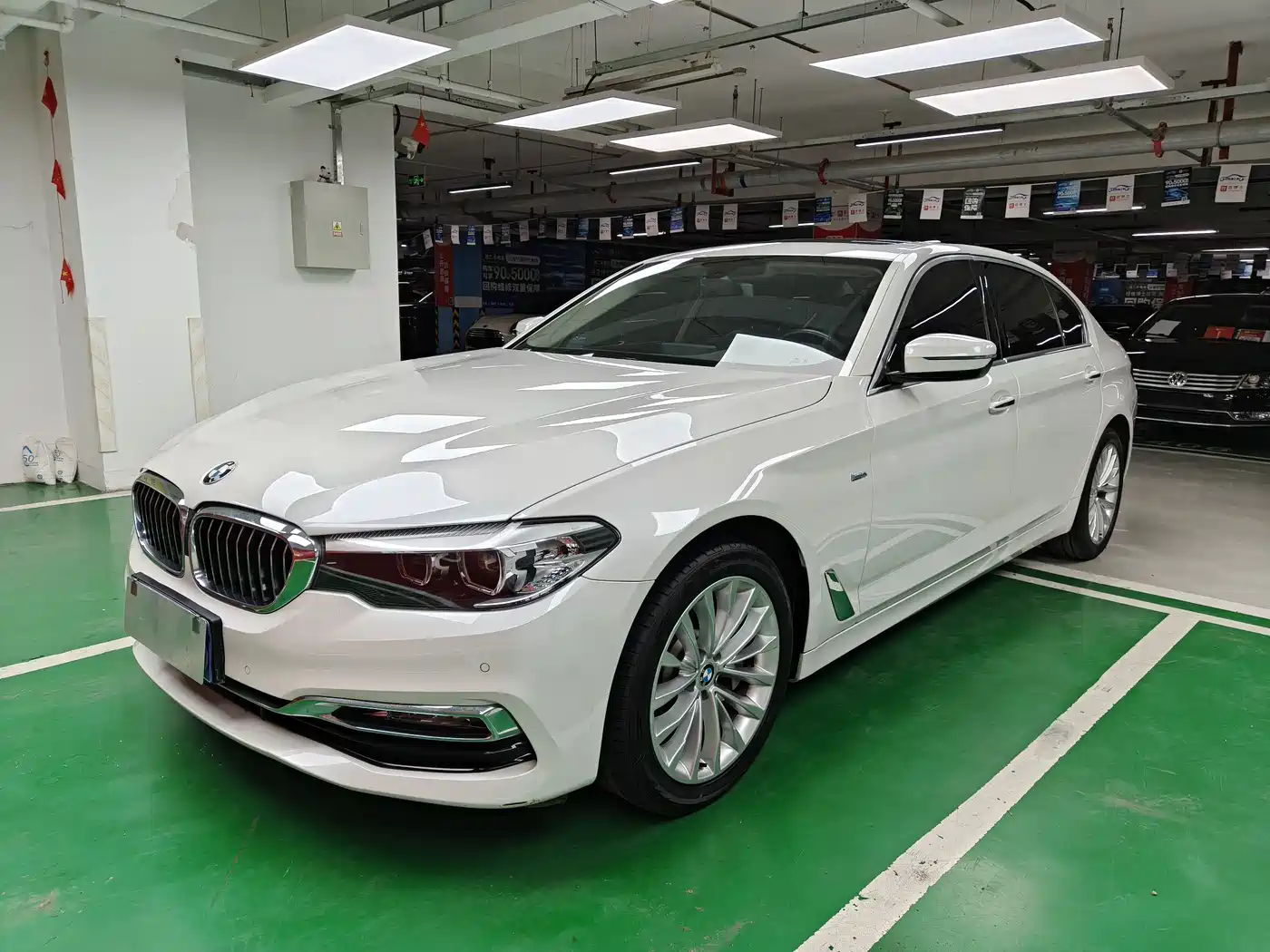 BMW 5 Series 2018 Facelift 530Li Leading Luxury Package