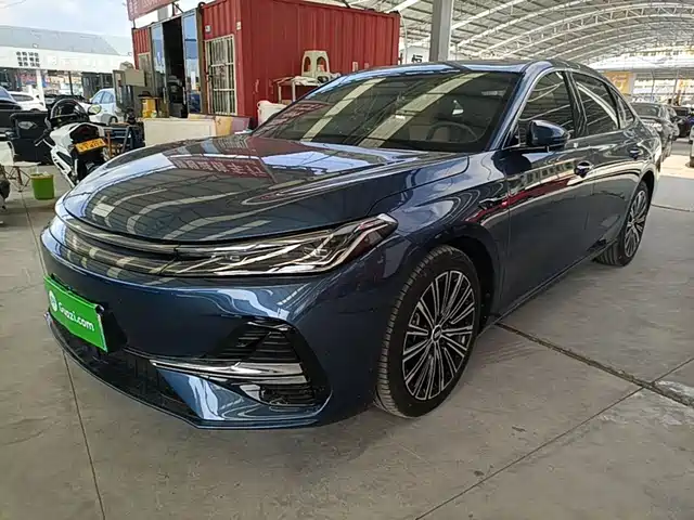 Geely Galaxy A7 EM-i 150km, Starship