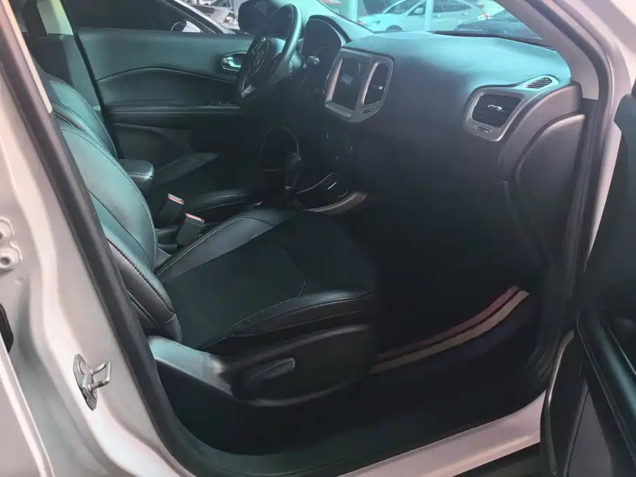 Jeep Compass 2017 2017 200T Automatic Family Edition