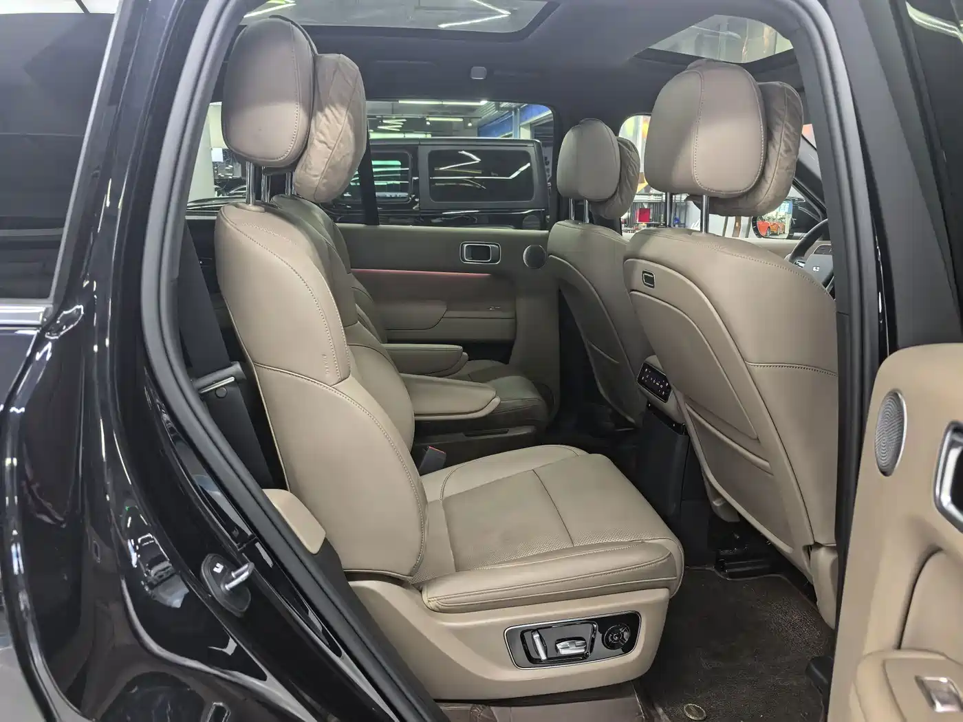 Li Auto Li L8 2025 2025 Max Smart Renewal Edition