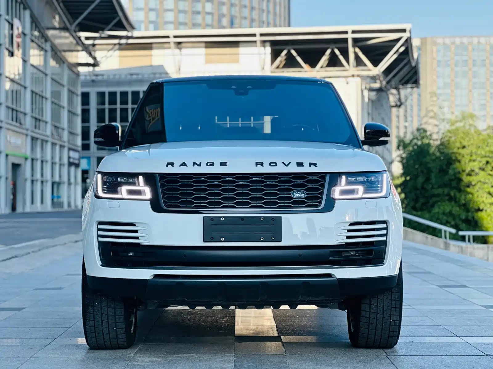 Фото 2 - Land Rover Range Rover