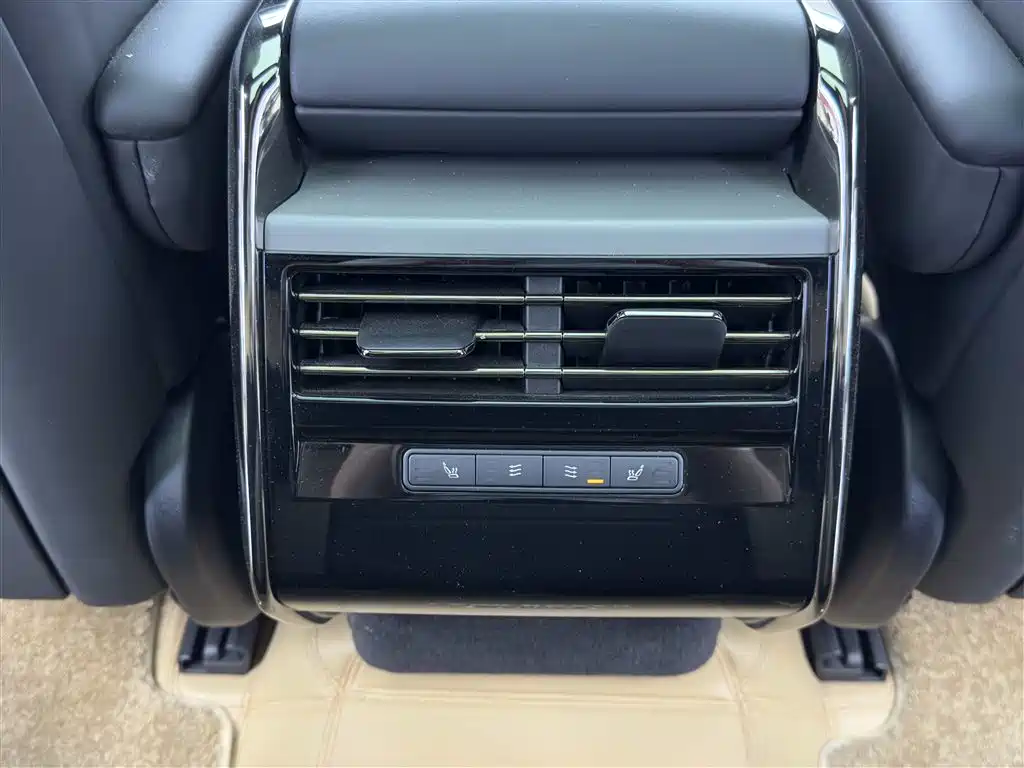 Land Rover Range Rover Sport 2024 400PS Dynamic SE фото 11