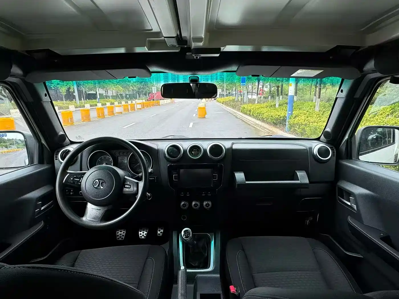 BAIC ORV Beijing Offroad BJ40 2016 Model 40L 2.0T Manual 2WD Luxury фото 5