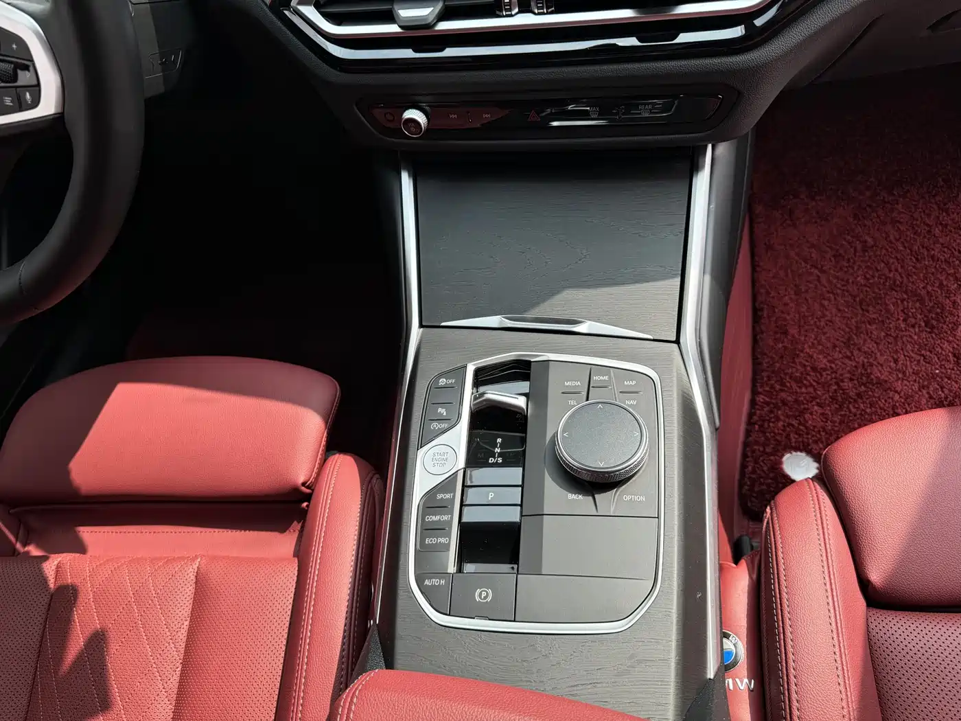 BMW 3 Series 2024 325i M Sport Package фото 9