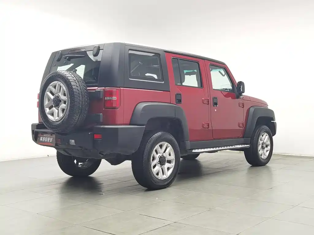 BAIC ORV Beijing Offroad BJ40 2016 2016 Model 40L 2.0T Manual 4WD Premium