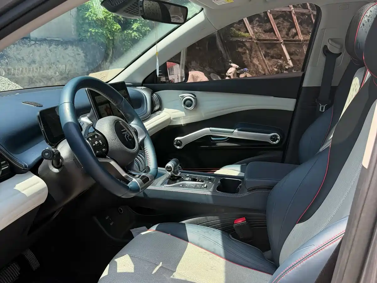 BYD Yuan PLUS 2022 430KM Premium фото 4