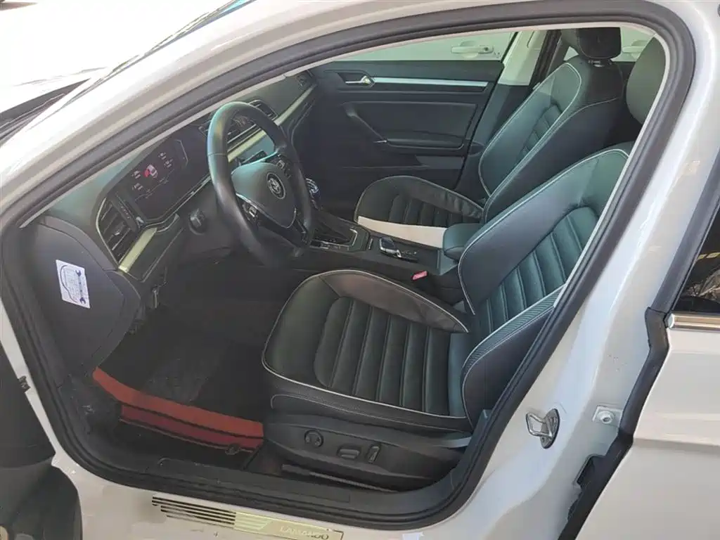 Volkswagen Lamando 2019 280TSI DSG Luxury Edition China VI фото 15
