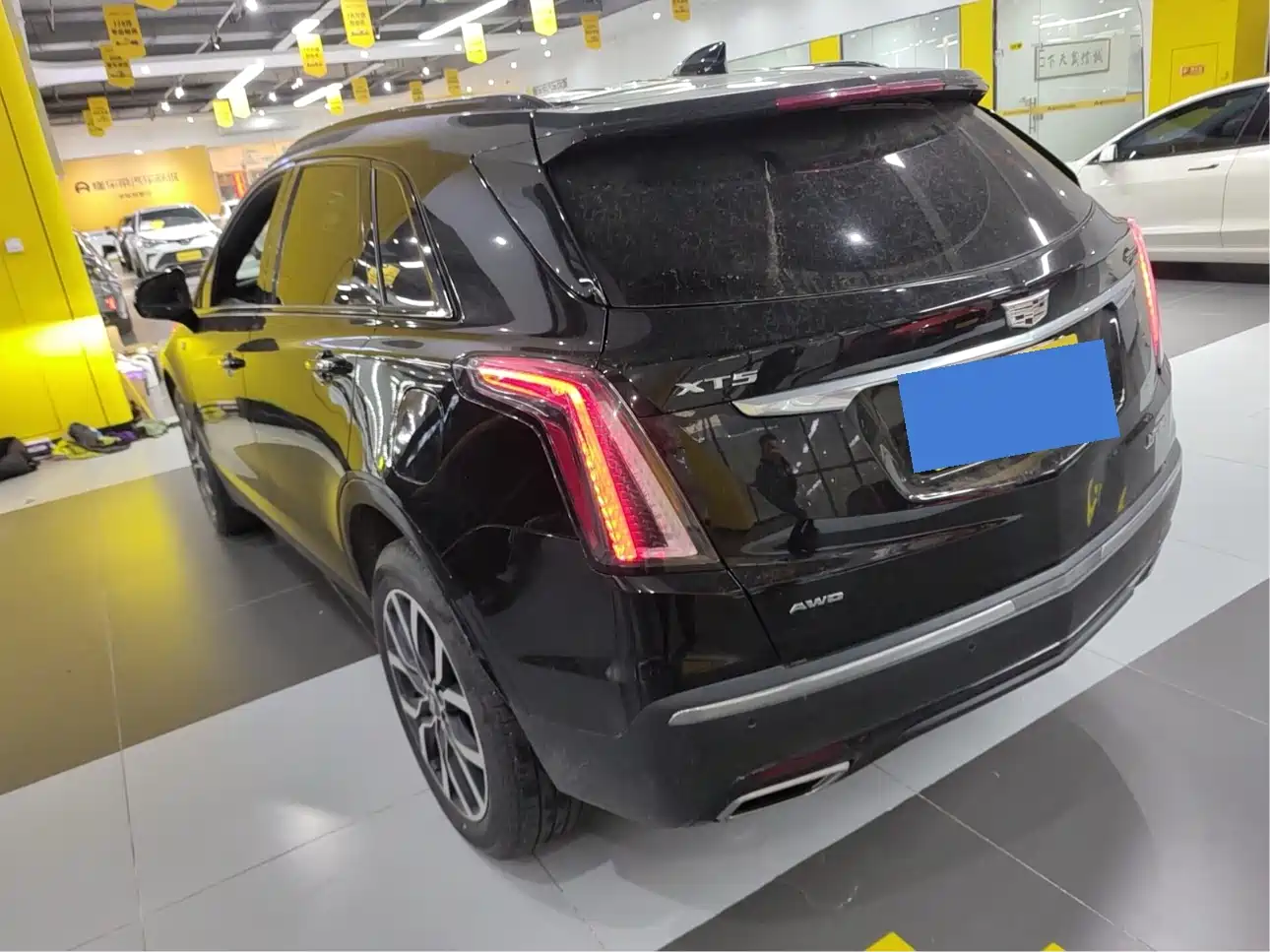 CADILLAC XT5