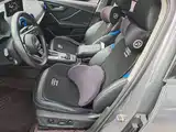 Фото 15 - Audi Q2L e-tron