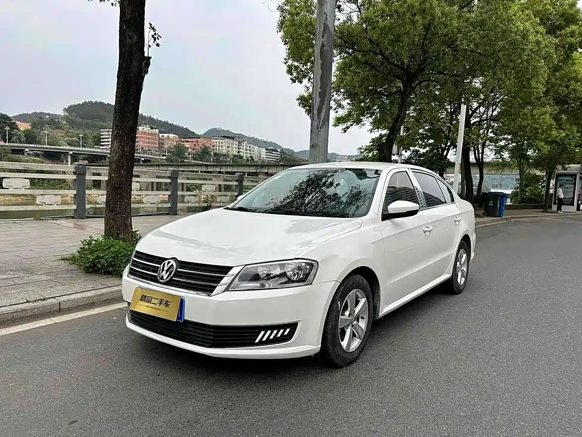 Volkswagen Lavida 2013 Facelift Classic 1.6L Automatic Trend