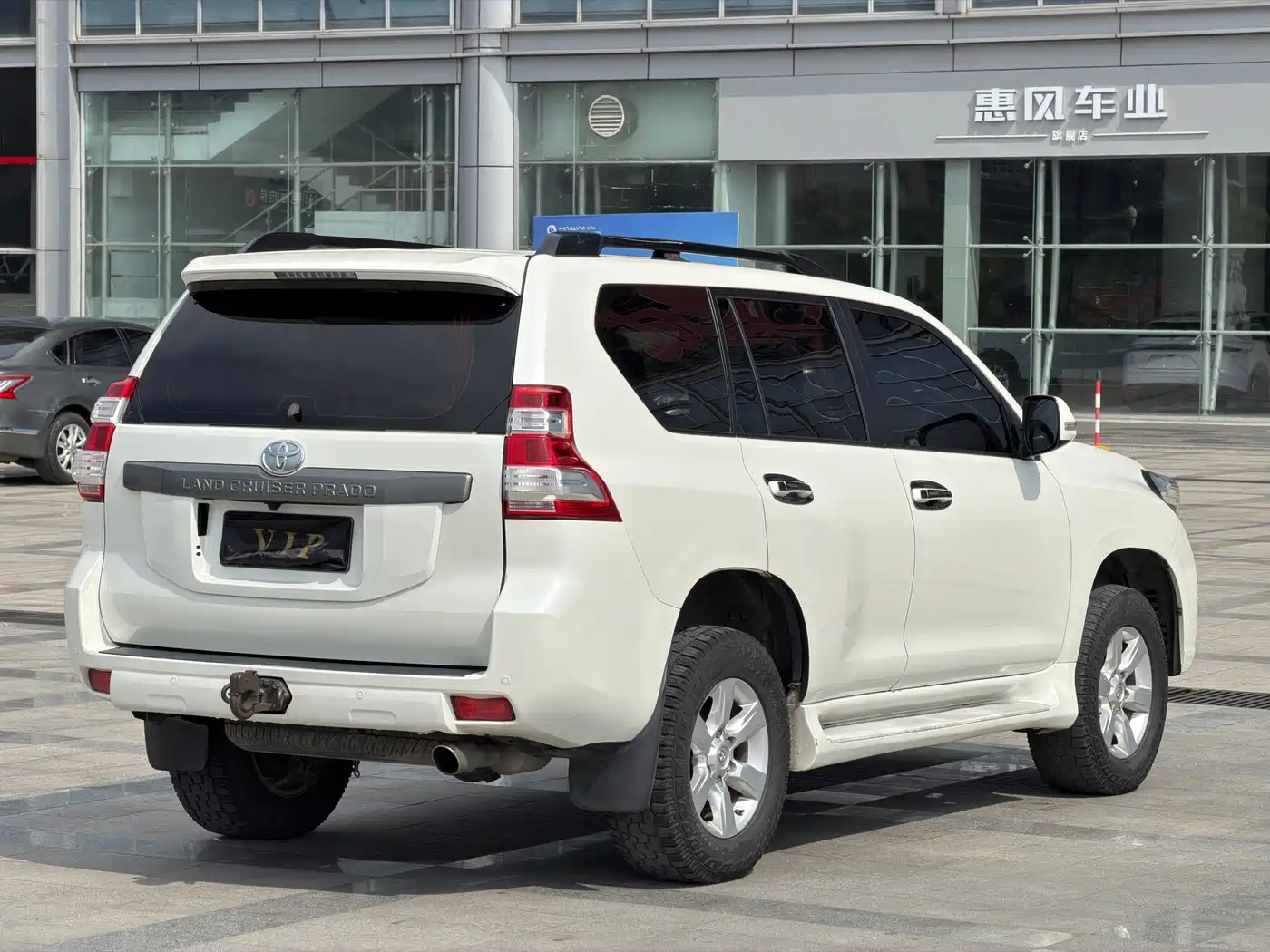 Toyota Prado 2016 3.5L Auto TX-L фото 7