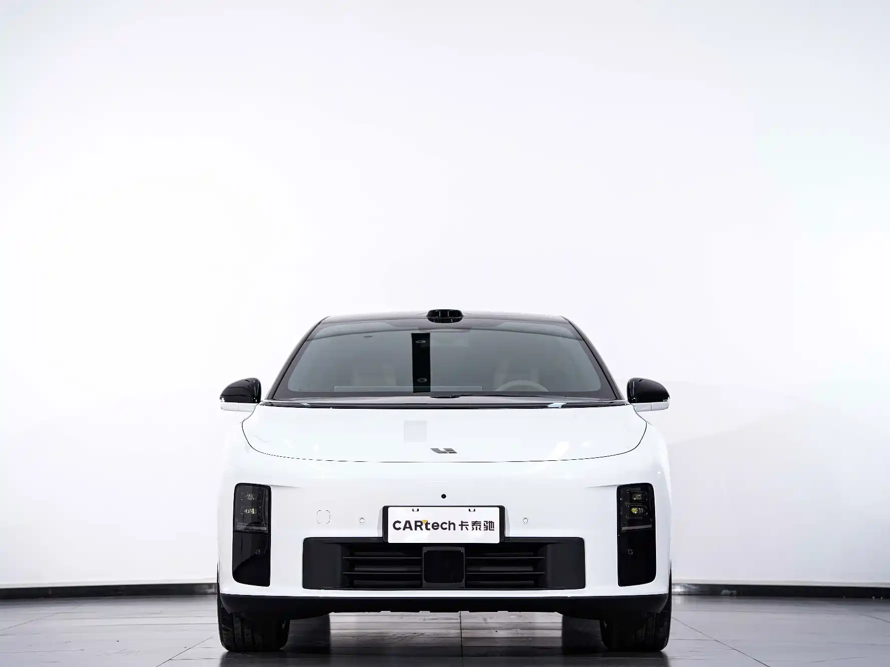 Фото 4 - Li Auto i6