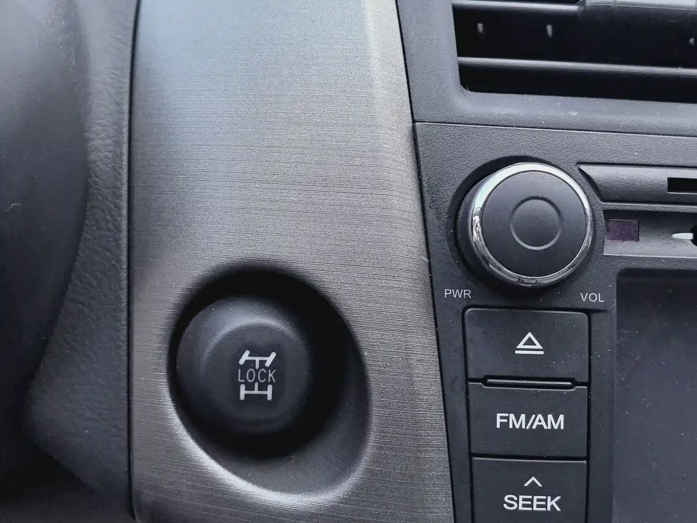 Toyota RAV4 Rongfang 2009 2.4L Automatic Luxury Edition фото 9
