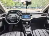Photo 8 - Peugeot 408