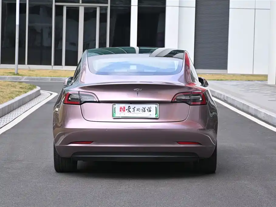 TESLA MODEL 3 (IMPORTED)