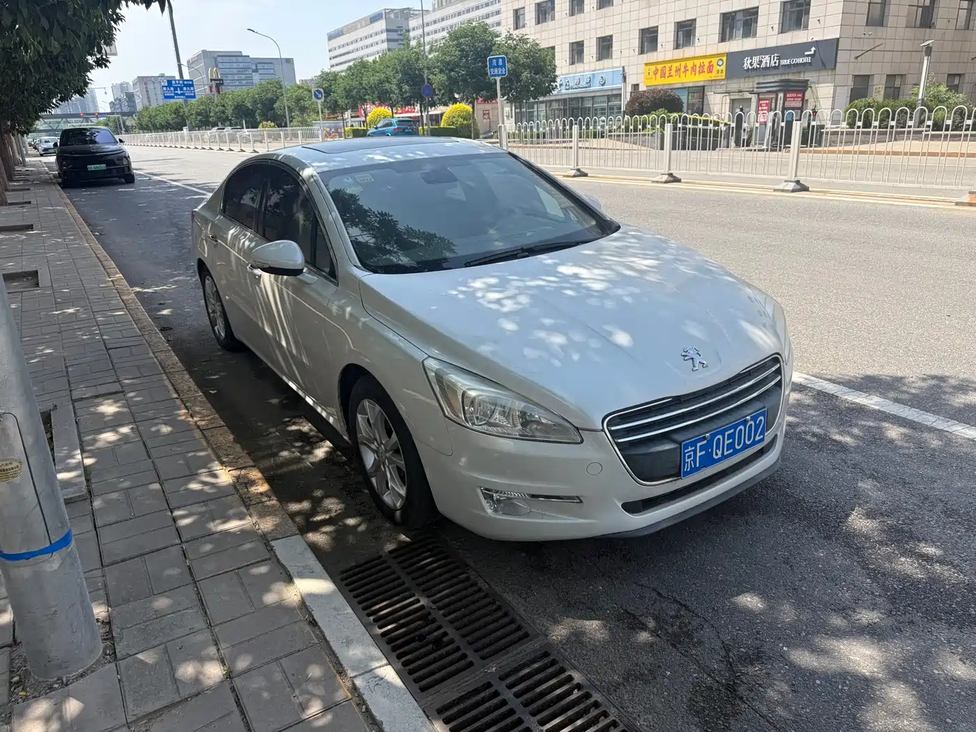 Peugeot 508 2012 2.3L Roland Garros Edition фото 2