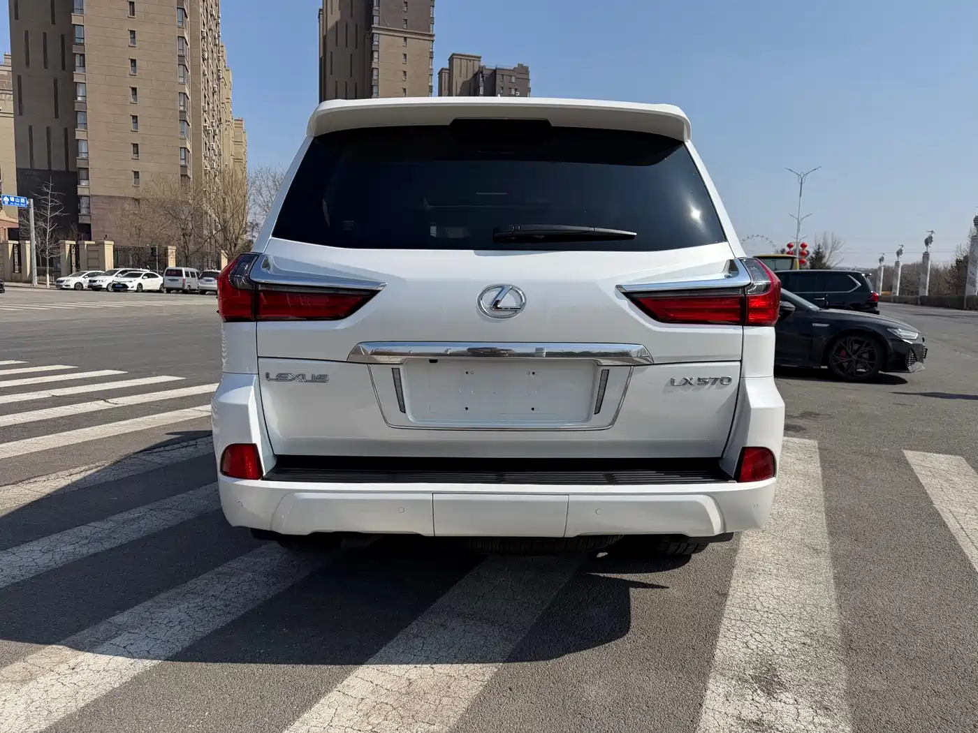 Lexus LX 2019 570 Prestige Luxury Edition фото 7