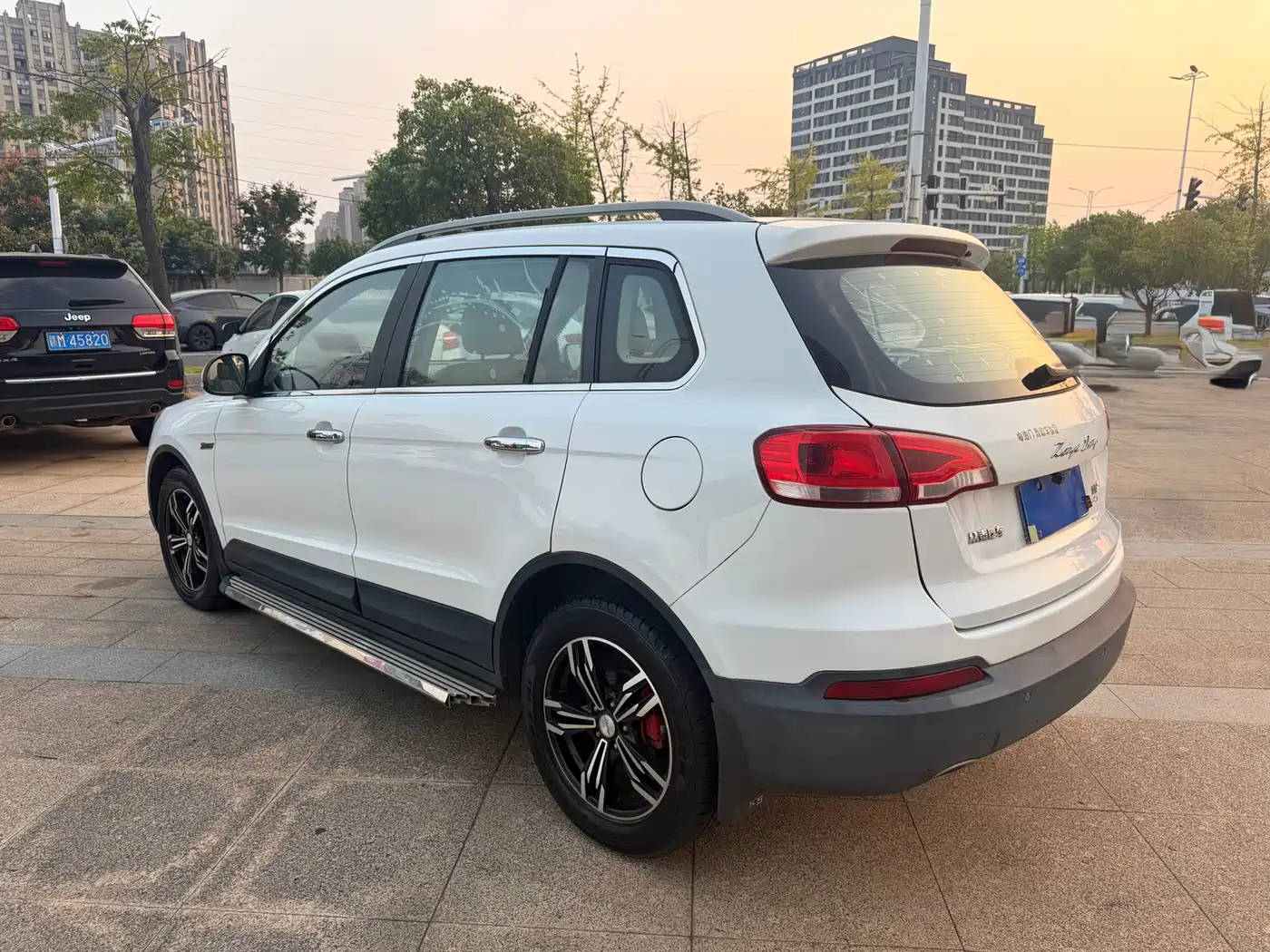 Zotye Damai X5 2016 2017 Upgrade 1.5T CVT Landlord