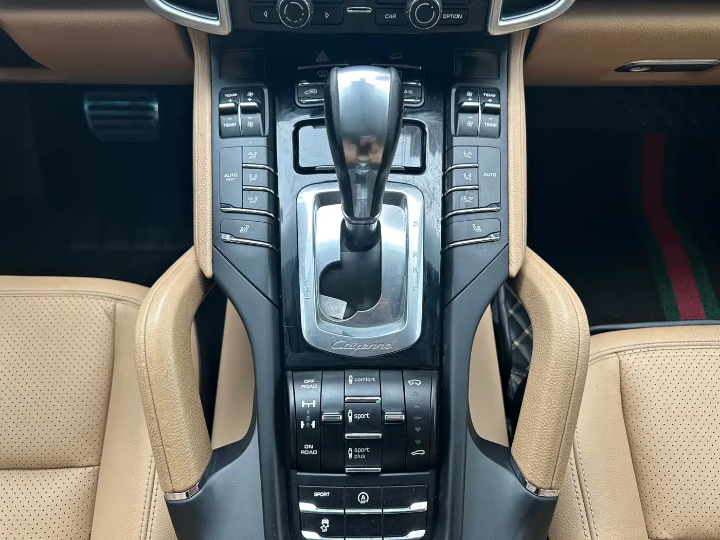 Porsche Cayenne 2015 Cayenne 3.0T фото 27