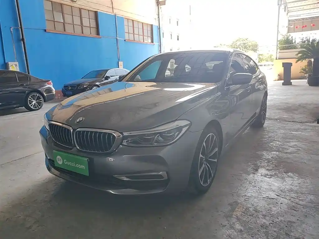BMW 6 Series GT 2020 630i Luxury Design Package